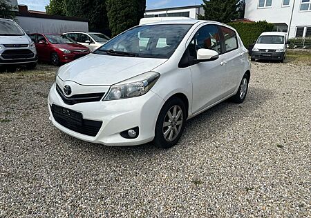 Toyota Yaris 1,0-l-Dual-VVT-i Life