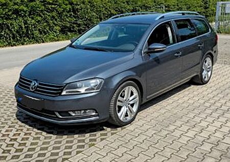 VW Passat Variant Volkswagen 2.0 BlueTDI Highline Variant ...