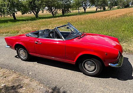 Fiat 124 Spider AS von 1967 erste Serie