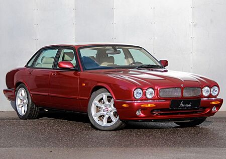 Jaguar XJR 4.0, gepflegtes Fahrzeug