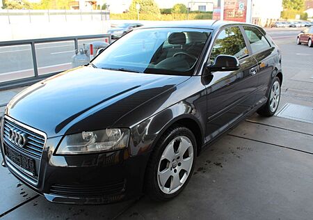 Audi A3 1.6 TDI HU NEU Sommer Winterreifen