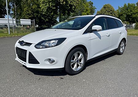 Ford Focus Edition 1.6Benziner150 Ps TÜV-Neu Orig-Km