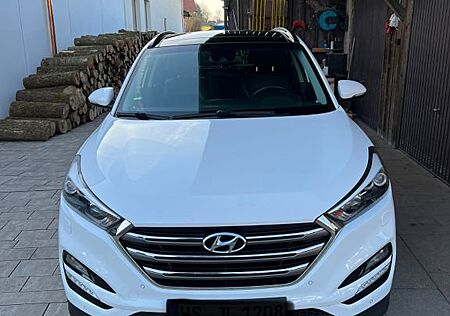 Hyundai Tucson blue 1.7 CRDi DCT Premium 2WD Premium