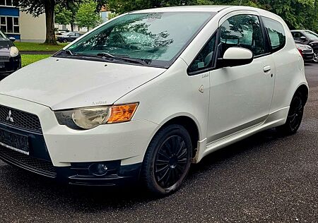 Mitsubishi Colt Lim. 3-trg. Polar/Klim/SHZ