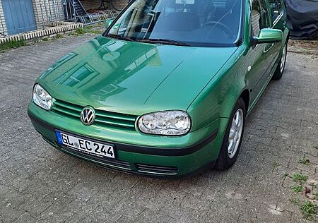 VW Golf Volkswagen 1.6 102 PS Zahnriemen neu Tüv 03/2027 Motor
