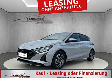 Hyundai i20 1.2 Family//Rückfahrkamera/Navigation