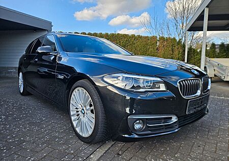 BMW 530d xDrive Touring A Luxury Line Luxury Line