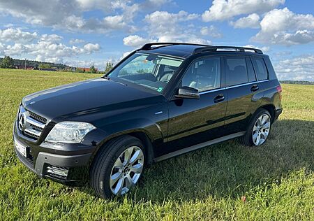 Mercedes-Benz GLK 350 CDI 4MATIC - 1. Hand mit Vollausstattung