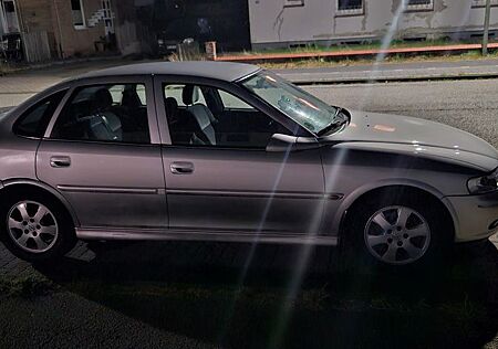 Opel Vectra 1.6