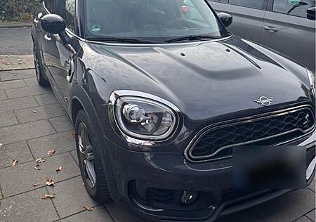 Mini Cooper D Countryman Cooper E Countryman Plug hybrid John Cooper work