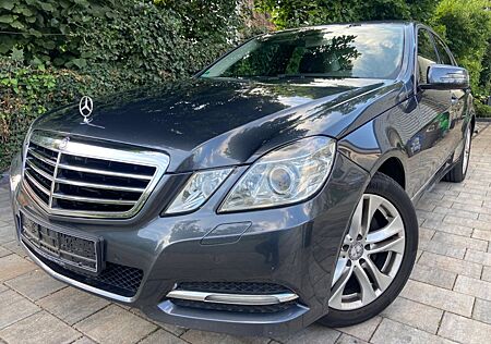 Mercedes-Benz E 300 CDI BlueEff. Avantgarde-2.Hand-MB S.Heft