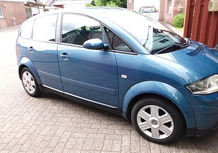 Audi A2 1.6 FSI -