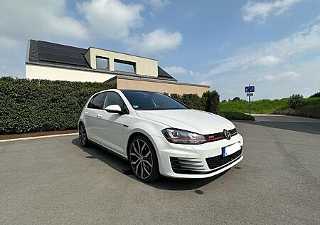 VW Golf Volkswagen 2.0 TSI DSG BMT GTI Performance GTI Per...