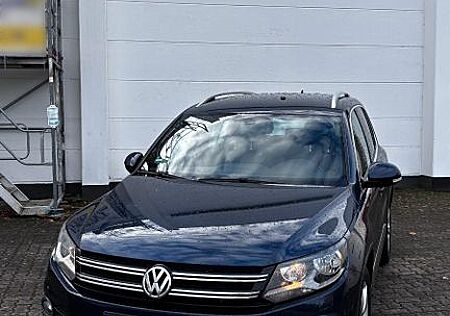 VW Tiguan Volkswagen 2.0 TDI LOUNGE Sport & Style