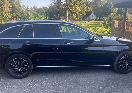 Mercedes-Benz C 220 d -