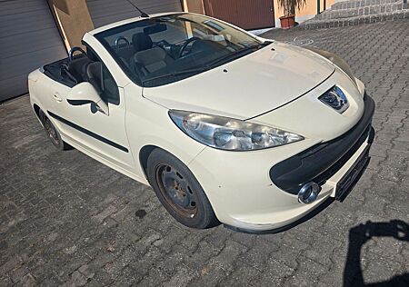 Peugeot 207 CC Platinum 120 Platinium