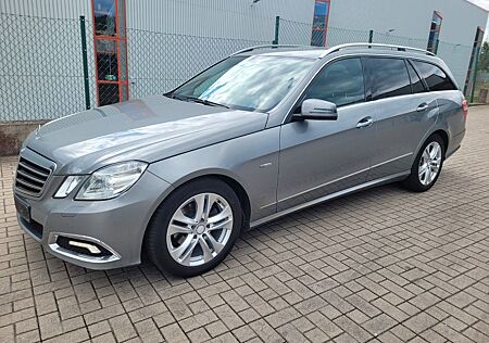 Mercedes-Benz E 200 CDI T BlueEFFICIENCY AVANTGARDE AVANTGARDE