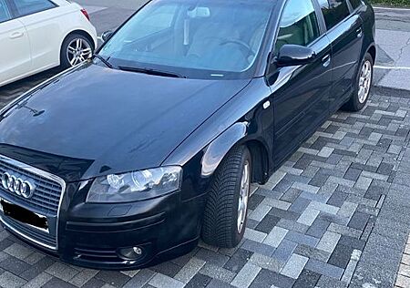 Audi A3 1.6 FSI Attraction Sportback Attraction