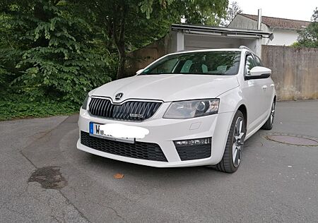 Skoda Octavia 2.0 TSI DSG RS Combi RS