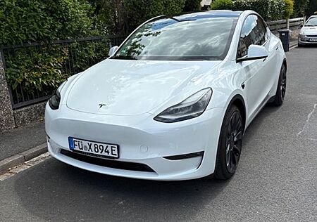 Tesla Model Y MJ 2023 - Performance Dual Motor mit EAP