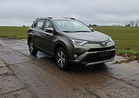 Toyota RAV 4 2,0-l-D-4D Comfort 4x2 Comfort