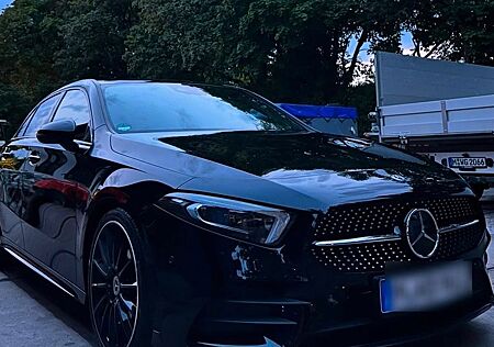 Mercedes-Benz A 220 7G-DCT AMG Line, MULTIBEAM LED, Night Paket