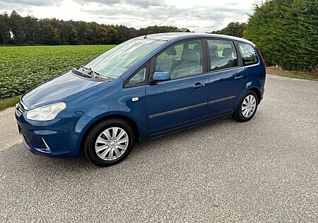 Ford Focus 1,6 Tüv Neu/Klima/AHK/135tkm/8f-bereift