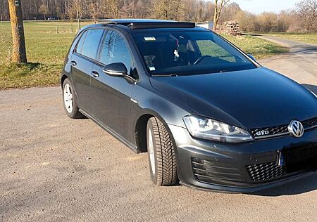 VW Golf Volkswagen 2.0 TDI BMT GTD GTD