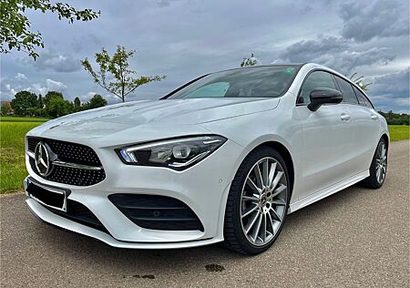 Mercedes-Benz CLA 200 Shooting Brake / AHK / PANO / APPLE CAR.