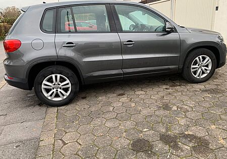 VW Tiguan Volkswagen 1.4 TSI 122PS * 2.Hand * AHK *Navi*SHZ