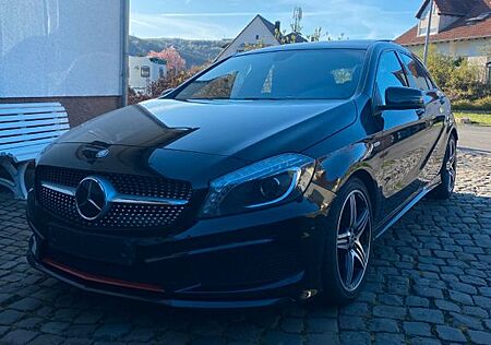 Mercedes-Benz A 250 AMG Line DCT AMG Line