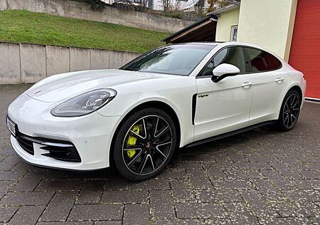 Porsche Panamera 4 E-Hybrid Kamera Panorama LED Facelift