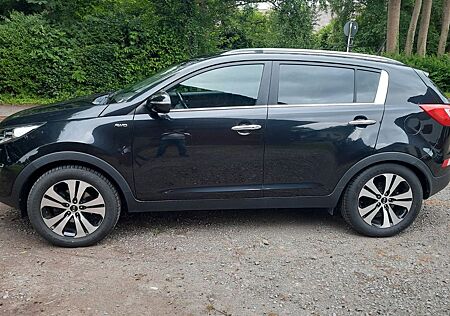 Kia Sportage 2.0 CVVT 4WD Dream-Team Automatik D...