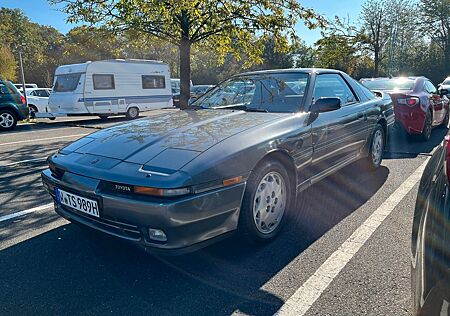 Toyota Supra 3.0 Turbo Schalter