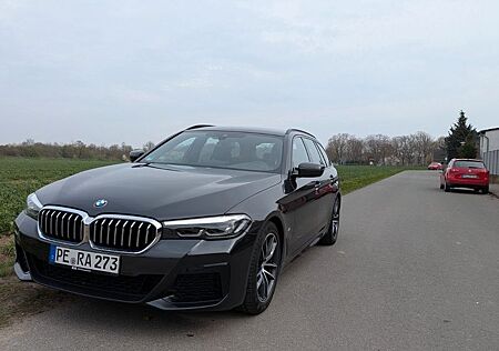 BMW 520i Touring A - M Ausstattung