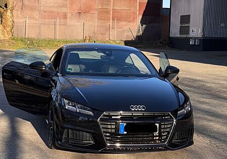 Audi TT Coupe 2.0 TFSI S tronic quattro - aus 1. Hand