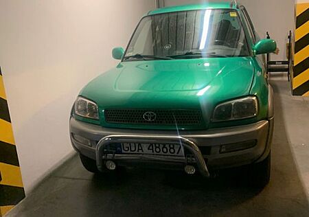 Toyota RAV 4 - -Erste generation 1999