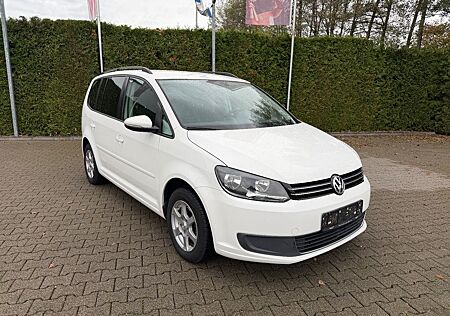 VW Touran Volkswagen Comfortline BMT Navi PDC Klima