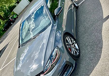 VW Golf Volkswagen 2.0 TSI 213kW OPF DSG GTI TCR PURE GREY