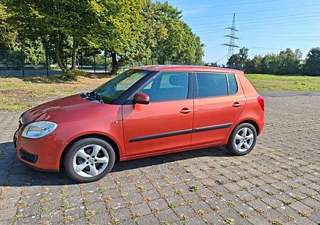 Skoda Fabia 1.2l 44 kW Ambiente/Klimaautomatik