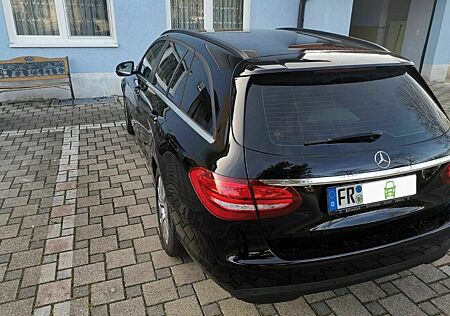 Mercedes-Benz C 250 BlueTEC 4MATIC T Autom. -
