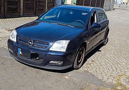 Opel Signum 2.2 Direct -