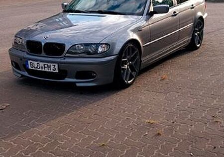 BMW 320i 7/27 Vieles Neu