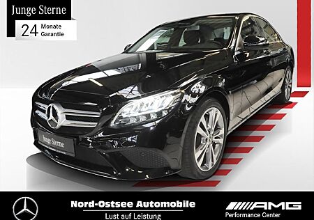 Mercedes-Benz C 220 d Avantgarde 4M LED AHK AMBIENTE KEYLESS