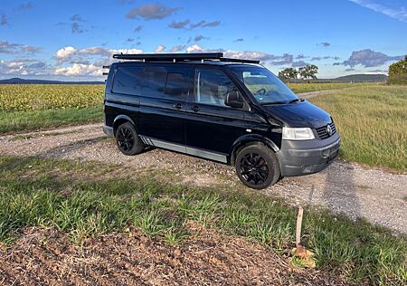 VW T5 Transporter Volkswagen /Camper/8-fach bereift/Van