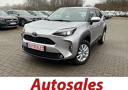 Toyota Yaris Cross Hybrid Business AWD Navi,Kamera,LED