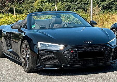 Audi R8 5.2 FSI performance S tronic Spyder RWD