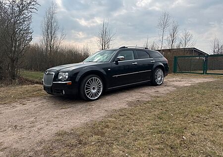 Chrysler 300C Touring 3.0 CRD