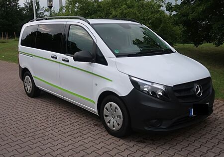 Mercedes-Benz Vito Tourer 111/Bus und Camper