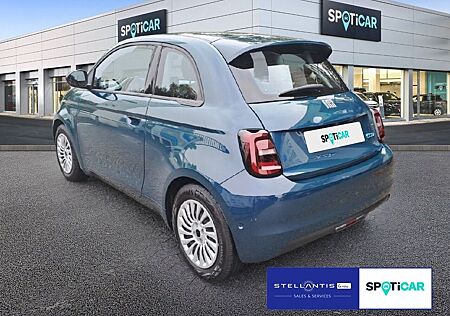 Fiat 500E 42 kWh Komfortpaket Kamera Sitzhzg
